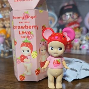 Sonny Angel Strawberry Love Mouse Authentic